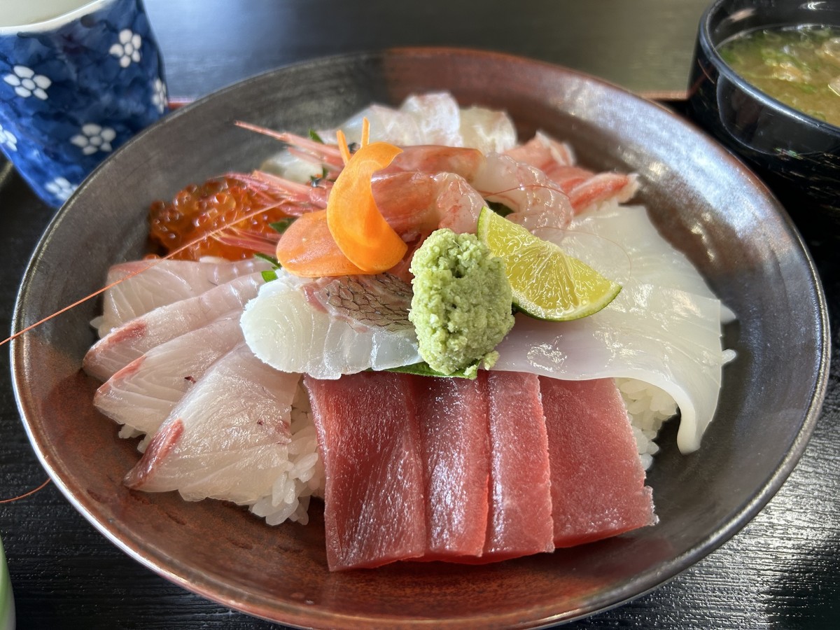 海鮮丼