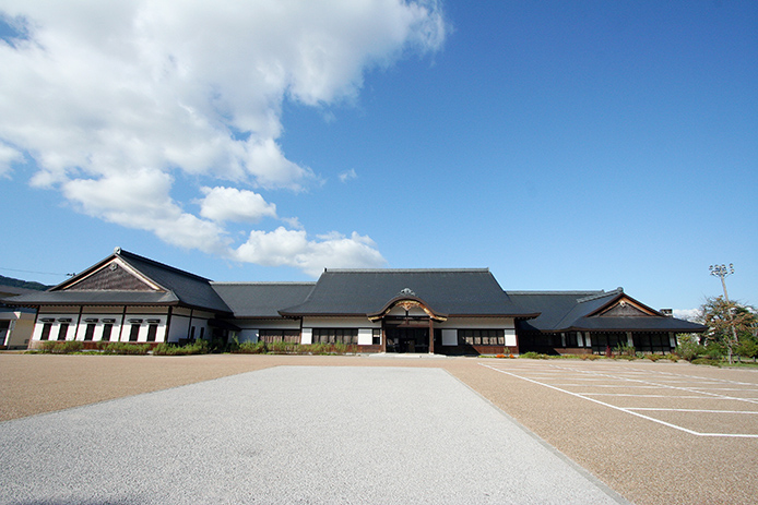 国宝を展示する、織田の文化と歴史を集めた資料館